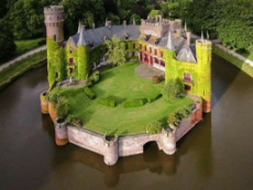 Wijnendale Castle.jpg