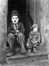 800px-Chaplin_The_Kid.jpg
